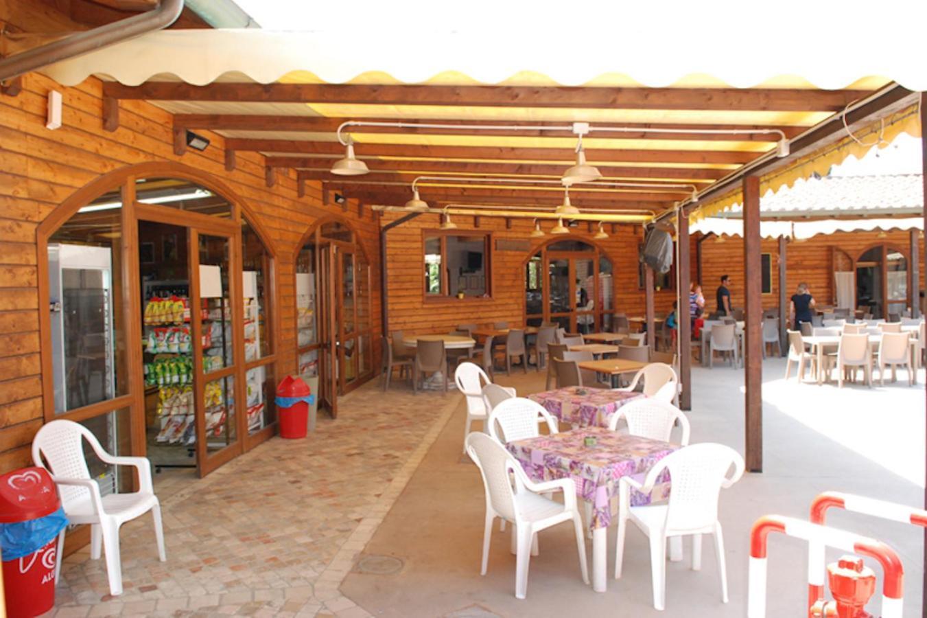 Comfortabele Familie Chalets Met Veranda Incl Airco Dichtbij Zee! فياريجيو المظهر الخارجي الصورة